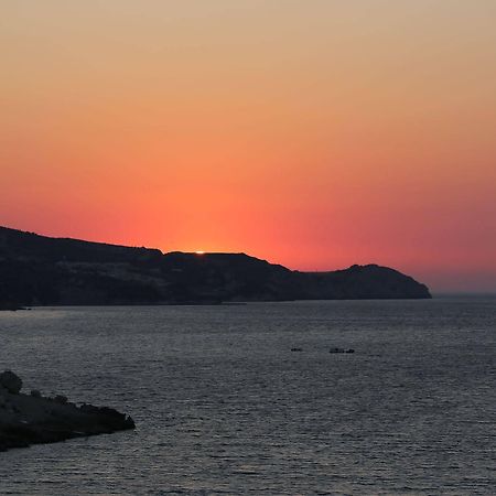 Arya Hotel Karaburun 卡拉布伦 外观 照片