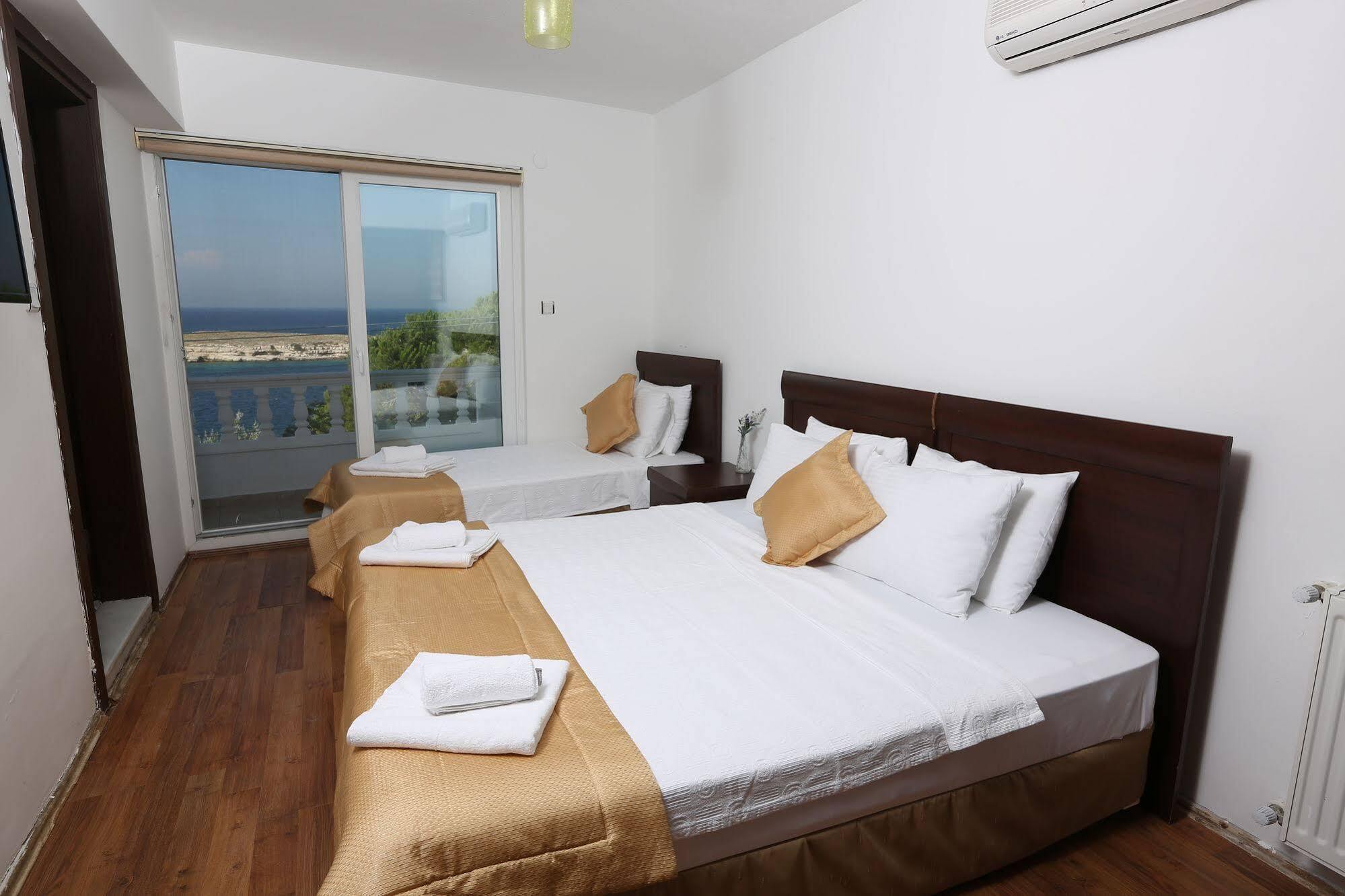 Arya Hotel Karaburun 卡拉布伦 外观 照片